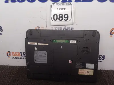 LOTE 089 - 01 NOTEBOOK MARCA TOSHIBA. (NO ESTADO) ATENÇÃO! FAZER A VISITAÇÃO ANTES DE ARREMATAR, NÃO SABEMOS SE FUNCIONA. LEILÃO NÃO TEM GARANTIA E NEM DEVOLUÇÃO, SUJEITO A POSSÍVEIS AVARIAS VISÍVEIS/OCULTAS E/OU AUSÊNCIA DE COMPONENTES.
