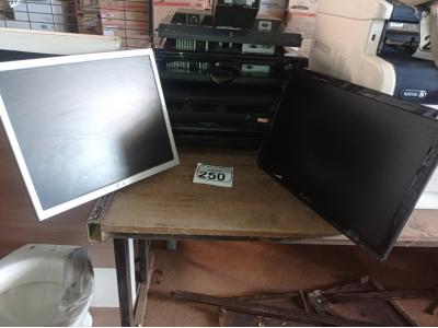 LOTE 250 - 09 MONITORES LCD MARCAS E MODELOS DIVERSOS P/RETIRADA DE PEÇAS. (NO ESTADO) ATENÇÃO! FAZER A VISITAÇÃO ANTES DE ARREMATAR, NÃO SABEMOS SE FUNCIONA. LEILÃO NÃO TEM GARANTIA E NEM DEVOLUÇÃO, SUJEITO A POSSÍVEIS AVARIAS VISÍVEIS/OCULTAS E/OU AUSÊNCIA DE COMPONENTES.