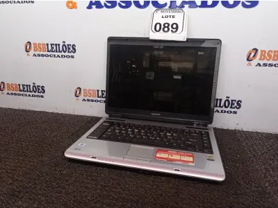 LOTE 089 - 01 NOTEBOOK MARCA TOSHIBA. (NO ESTADO) ATENÇÃO! FAZER A VISITAÇÃO ANTES DE ARREMATAR, NÃO SABEMOS SE FUNCIONA. LEILÃO NÃO TEM GARANTIA E NEM DEVOLUÇÃO, SUJEITO A POSSÍVEIS AVARIAS VISÍVEIS/OCULTAS E/OU AUSÊNCIA DE COMPONENTES.
