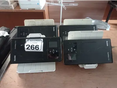 LOTE 266 - 04 SCANNER’S MARCA KODAK. (NO ESTADO) ATENÇÃO! FAZER A VISITAÇÃO ANTES DE ARREMATAR, NÃO SABEMOS SE FUNCIONA. LEILÃO NÃO TEM GARANTIA E NEM DEVOLUÇÃO, SUJEITO A POSSÍVEIS AVARIAS VISÍVEIS/OCULTAS E/OU AUSÊNCIA DE COMPONENTES.