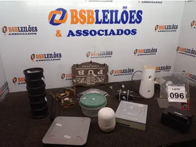 LOTE 096 - 01 ROTEADOR, 01 MOTOR ELÉTRICO, LÂMPADAS E MATERIAIS DIVERSOS. (NO ESTADO) ATENÇÃO! FAZER A VISITAÇÃO ANTES DE ARREMATAR, NÃO SABEMOS SE FUNCIONA. LEILÃO NÃO TEM GARANTIA E NEM DEVOLUÇÃO, SUJEITO A POSSÍVEIS AVARIAS VISÍVEIS/OCULTAS E/OU AUSÊNCIA DE COMPONENTES.