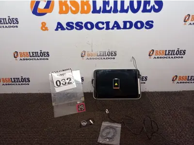 LOTE 032 - 01 TABLET MARCA INTEL. (NO ESTADO) ATENÇÃO! FAZER A VISITAÇÃO ANTES DE ARREMATAR, NÃO SABEMOS SE FUNCIONA. LEILÃO NÃO TEM GARANTIA E NEM DEVOLUÇÃO, SUJEITO A POSSÍVEIS AVARIAS VISÍVEIS/OCULTAS E/OU AUSÊNCIA DE COMPONENTES.