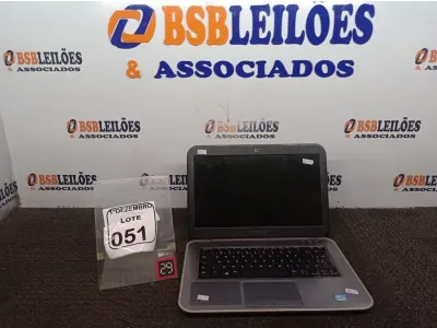 LOTE 051 - 01 NOTEBOOK MARCA DELL I5DE 3° GERAÇÃO 240SSD SEGURANDO BATERIA. (NO ESTADO) ATENÇÃO! FAZER A VISITAÇÃO ANTES DE ARREMATAR, NÃO SABEMOS SE FUNCIONA. LEILÃO NÃO TEM GARANTIA E NEM DEVOLUÇÃO, SUJEITO A POSSÍVEIS AVARIAS VISÍVEIS/OCULTAS E/OU AUSÊNCIA DE COMPONENTES.