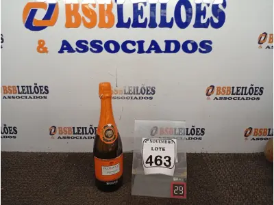 LOTE 463 - 01 GARRAFA DE ESPUMANTE SPERONE PROSECCO BRUT 75 CL LACRADO. (NO ESTADO) ATENÇÃO! FAZER A VISITAÇÃO ANTES DE ARREMATAR, NÃO SABEMOS SE FUNCIONA. LEILÃO NÃO TEM GARANTIA E NEM DEVOLUÇÃO, SUJEITO A POSSÍVEIS AVARIAS VISÍVEIS/OCULTAS E/OU AUSÊNCIA DE COMPONENTES.