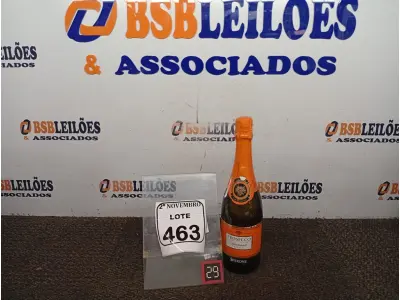 LOTE 463 - 01 GARRAFA DE ESPUMANTE SPERONE PROSECCO BRUT 75 CL LACRADO. (NO ESTADO) ATENÇÃO! FAZER A VISITAÇÃO ANTES DE ARREMATAR, NÃO SABEMOS SE FUNCIONA. LEILÃO NÃO TEM GARANTIA E NEM DEVOLUÇÃO, SUJEITO A POSSÍVEIS AVARIAS VISÍVEIS/OCULTAS E/OU AUSÊNCIA DE COMPONENTES.