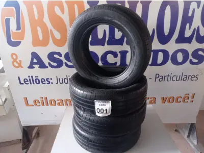 LOTE 001 - 04 PNEUS 1856515 MEIA VIDA. (NO ESTADO) ATENÇÃO! FAZER A VISITAÇÃO ANTES DE ARREMATAR, NÃO SABEMOS SE FUNCIONA. LEILÃO NÃO TEM GARANTIA E NEM DEVOLUÇÃO, SUJEITO A POSSÍVEIS AVARIAS VISÍVEIS/OCULTAS E/OU AUSÊNCIA DE COMPONENTES.