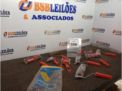 LOTE 396 - 01 LOTE C/APROXIMADAMENTE 10 MINI ROLOS P/PINTURA MARCAS E MODELOS DIVERSOS(NOVO). (NO ESTADO) ATENÇÃO! FAZER A VISITAÇÃO ANTES DE ARREMATAR, NÃO SABEMOS SE FUNCIONA. LEILÃO NÃO TEM GARANTIA E NEM DEVOLUÇÃO, SUJEITO A POSSÍVEIS AVARIAS VISÍVEIS/OCULTAS E/OU AUSÊNCIA DE COMPONENTES.