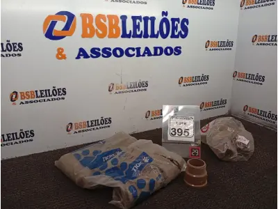 LOTE 395 - 01 LOTE C/GRANDE QUANTIDADE DE TE DE REDUÇÃO SOLDÁVEL(NOVO). (NO ESTADO) ATENÇÃO! FAZER A VISITAÇÃO ANTES DE ARREMATAR, NÃO SABEMOS SE FUNCIONA. LEILÃO NÃO TEM GARANTIA E NEM DEVOLUÇÃO, SUJEITO A POSSÍVEIS AVARIAS VISÍVEIS/OCULTAS E/OU AUSÊNCIA DE COMPONENTES.