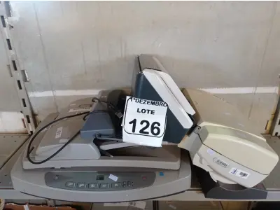 LOTE 126 - 03 SCANNER’S MARCAS E MODELOS DIVERSOS. (NO ESTADO) ATENÇÃO! FAZER A VISITAÇÃO ANTES DE ARREMATAR, NÃO SABEMOS SE FUNCIONA. LEILÃO NÃO TEM GARANTIA E NEM DEVOLUÇÃO, SUJEITO A POSSÍVEIS AVARIAS VISÍVEIS/OCULTAS E/OU AUSÊNCIA DE COMPONENTES.