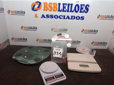 LOTE 014 - 05 BALANÇAS MARCAS E MODELOS DIVERSOS. (NO ESTADO) ATENÇÃO! FAZER A VISITAÇÃO ANTES DE ARREMATAR, NÃO SABEMOS SE FUNCIONA. LEILÃO NÃO TEM GARANTIA E NEM DEVOLUÇÃO, SUJEITO A POSSÍVEIS AVARIAS VISÍVEIS/OCULTAS E/OU AUSÊNCIA DE COMPONENTES.