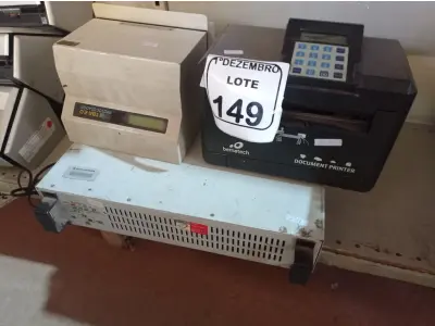 LOTE 149 - 01 ESTABILIZADOR, 02 PROTOCOLADORAS DE DOCUMENTO. (NO ESTADO) ATENÇÃO! FAZER A VISITAÇÃO ANTES DE ARREMATAR, NÃO SABEMOS SE FUNCIONA. LEILÃO NÃO TEM GARANTIA E NEM DEVOLUÇÃO, SUJEITO A POSSÍVEIS AVARIAS VISÍVEIS/OCULTAS E/OU AUSÊNCIA DE COMPONENTES.