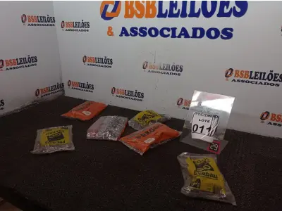 LOTE 011 - 6KG DE PREGOS MARCAS E MODELOS DIVERSOS. (NO ESTADO) ATENÇÃO! FAZER A VISITAÇÃO ANTES DE ARREMATAR, NÃO SABEMOS SE FUNCIONA. LEILÃO NÃO TEM GARANTIA E NEM DEVOLUÇÃO, SUJEITO A POSSÍVEIS AVARIAS VISÍVEIS/OCULTAS E/OU AUSÊNCIA DE COMPONENTES.