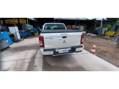 LOTE 001 - 01 MMC/TRITON SPORT GLS AUTOMATICA, COR BRANCA, DIESEL , ANO 2022/2023, 120.000 KM RODADOS (ZERADA) (NO ESTADO)