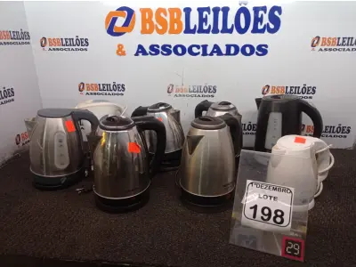 LOTE 198 - 08 CHALEIRAS ELÉTRICAS MARCAS E MODELOS DIVERSOS. (NO ESTADO) ATENÇÃO! FAZER A VISITAÇÃO ANTES DE ARREMATAR, NÃO SABEMOS SE FUNCIONA. LEILÃO NÃO TEM GARANTIA E NEM DEVOLUÇÃO, SUJEITO A POSSÍVEIS AVARIAS VISÍVEIS/OCULTAS E/OU AUSÊNCIA DE COMPONENTES.