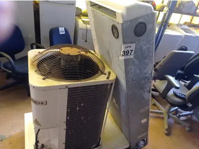 LOTE 397 - 01 CONDENSADORA E 01 EVAPORADORA MARCA HITACHI. (NO ESTADO) ATENÇÃO! FAZER A VISITAÇÃO ANTES DE ARREMATAR, NÃO SABEMOS SE FUNCIONA. LEILÃO NÃO TEM GARANTIA E NEM DEVOLUÇÃO, SUJEITO A POSSÍVEIS AVARIAS VISÍVEIS/OCULTAS E/OU AUSÊNCIA DE COMPONENTES.