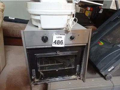LOTE 486 - 01 FORNO DE EMBUTIR MARCA VENAX  220V E ESTERILIZADOR P/PÉS MARCA TECH LINE. (NO ESTADO) ATENÇÃO! FAZER A VISITAÇÃO ANTES DE ARREMATAR, NÃO SABEMOS SE FUNCIONA. LEILÃO NÃO TEM GARANTIA E NEM DEVOLUÇÃO, SUJEITO A POSSÍVEIS AVARIAS VISÍVEIS/OCULTAS E/OU AUSÊNCIA DE COMPONENTES.