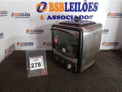 LOTE 278 - 01 FORNO ELÉTRICO. (NO ESTADO) ATENÇÃO! FAZER A VISITAÇÃO ANTES DE ARREMATAR, NÃO SABEMOS SE FUNCIONA. LEILÃO NÃO TEM GARANTIA E NEM DEVOLUÇÃO, SUJEITO A POSSÍVEIS AVARIAS VISÍVEIS/OCULTAS E/OU AUSÊNCIA DE COMPONENTES.