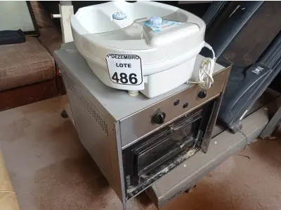 LOTE 486 - 01 FORNO DE EMBUTIR MARCA VENAX  220V E ESTERILIZADOR P/PÉS MARCA TECH LINE. (NO ESTADO) ATENÇÃO! FAZER A VISITAÇÃO ANTES DE ARREMATAR, NÃO SABEMOS SE FUNCIONA. LEILÃO NÃO TEM GARANTIA E NEM DEVOLUÇÃO, SUJEITO A POSSÍVEIS AVARIAS VISÍVEIS/OCULTAS E/OU AUSÊNCIA DE COMPONENTES.