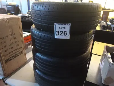 LOTE 326 - 04 PNEUS USADOS 195-55-16. (NO ESTADO) ATENÇÃO! FAZER A VISITAÇÃO ANTES DE ARREMATAR, NÃO SABEMOS SE FUNCIONA. LEILÃO NÃO TEM GARANTIA E NEM DEVOLUÇÃO, SUJEITO A POSSÍVEIS AVARIAS VISÍVEIS/OCULTAS E/OU AUSÊNCIA DE COMPONENTES.