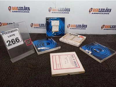 LOTE 266 - 05 FITAS P/GRAVADOR DE ROLOS ANTIGAS. (NO ESTADO) ATENÇÃO! FAZER A VISITAÇÃO ANTES DE ARREMATAR, NÃO SABEMOS SE FUNCIONA. LEILÃO NÃO TEM GARANTIA E NEM DEVOLUÇÃO, SUJEITO A POSSÍVEIS AVARIAS VISÍVEIS/OCULTAS E/OU AUSÊNCIA DE COMPONENTES.