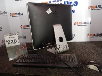 LOTE 220 - 01 IMAC CORE2 DUO, 2GB RAM, HD 250GB C/TECLADO E MOUSE. (NO ESTADO) ATENÇÃO! FAZER A VISITAÇÃO ANTES DE ARREMATAR, NÃO SABEMOS SE FUNCIONA. LEILÃO NÃO TEM GARANTIA E NEM DEVOLUÇÃO, SUJEITO A POSSÍVEIS AVARIAS VISÍVEIS/OCULTAS E/OU AUSÊNCIA DE COMPONENTES.