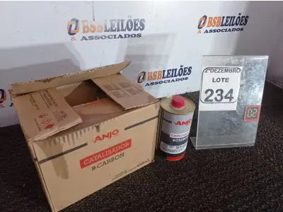 LOTE 234 - 01 CAIXA C/06 CATALISADORES MARCA ANJO CONTENDO 450ML EM CADA LATA(NOVO). (NO ESTADO) ATENÇÃO! FAZER A VISITAÇÃO ANTES DE ARREMATAR, NÃO SABEMOS SE FUNCIONA. LEILÃO NÃO TEM GARANTIA E NEM DEVOLUÇÃO, SUJEITO A POSSÍVEIS AVARIAS VISÍVEIS/OCULTAS E/OU AUSÊNCIA DE COMPONENTES.