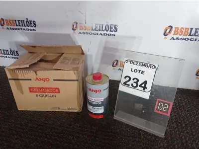 LOTE 234 - 01 CAIXA C/06 CATALISADORES MARCA ANJO CONTENDO 450ML EM CADA LATA(NOVO). (NO ESTADO) ATENÇÃO! FAZER A VISITAÇÃO ANTES DE ARREMATAR, NÃO SABEMOS SE FUNCIONA. LEILÃO NÃO TEM GARANTIA E NEM DEVOLUÇÃO, SUJEITO A POSSÍVEIS AVARIAS VISÍVEIS/OCULTAS E/OU AUSÊNCIA DE COMPONENTES.
