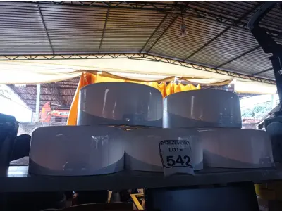 LOTE 542 - 05 DISPENSES P/PAPEL. (NO ESTADO) ATENÇÃO! FAZER A VISITAÇÃO ANTES DE ARREMATAR, NÃO SABEMOS SE FUNCIONA. LEILÃO NÃO TEM GARANTIA E NEM DEVOLUÇÃO, SUJEITO A POSSÍVEIS AVARIAS VISÍVEIS/OCULTAS E/OU AUSÊNCIA DE COMPONENTES.