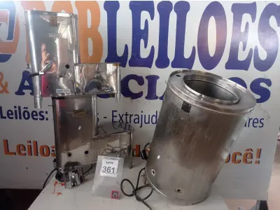 LOTE 361 - 03 CAFETEIRAS EM INOX C/AVARIAS MARCAS E MODELOS DIVERSOS. (NO ESTADO) ATENÇÃO! FAZER A VISITAÇÃO ANTES DE ARREMATAR, NÃO SABEMOS SE FUNCIONA. LEILÃO NÃO TEM GARANTIA E NEM DEVOLUÇÃO, SUJEITO A POSSÍVEIS AVARIAS VISÍVEIS/OCULTAS E/OU AUSÊNCIA DE COMPONENTES.
