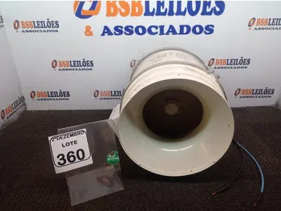 LOTE 360 - 01 EXAUSTOR TD2000. (NO ESTADO) ATENÇÃO! FAZER A VISITAÇÃO ANTES DE ARREMATAR, NÃO SABEMOS SE FUNCIONA. LEILÃO NÃO TEM GARANTIA E NEM DEVOLUÇÃO, SUJEITO A POSSÍVEIS AVARIAS VISÍVEIS/OCULTAS E/OU AUSÊNCIA DE COMPONENTES.