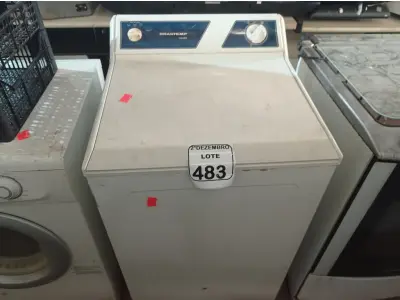 LOTE 483 - 01 MÁQUINA DE LAVAR MARCA BRASTEMP 10KG 110V. (NO ESTADO) ATENÇÃO! FAZER A VISITAÇÃO ANTES DE ARREMATAR, NÃO SABEMOS SE FUNCIONA. LEILÃO NÃO TEM GARANTIA E NEM DEVOLUÇÃO, SUJEITO A POSSÍVEIS AVARIAS VISÍVEIS/OCULTAS E/OU AUSÊNCIA DE COMPONENTES.