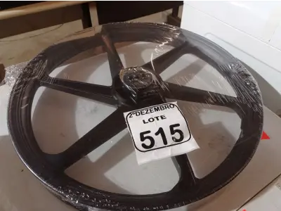 LOTE 515 - 01 RODA P/MOTO CG ARO “17 PARA QUALQUER CG (NOVO). (NO ESTADO) ATENÇÃO! FAZER A VISITAÇÃO ANTES DE ARREMATAR, NÃO SABEMOS SE FUNCIONA. LEILÃO NÃO TEM GARANTIA E NEM DEVOLUÇÃO, SUJEITO A POSSÍVEIS AVARIAS VISÍVEIS/OCULTAS E/OU AUSÊNCIA DE COMPONENTES.
