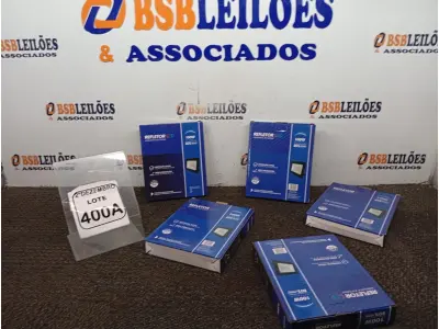 LOTE 400 - 05 REFLETORES LED AMBIENTE EXTERNO 100W. (NOVO), (NO ESTADO) ATENÇÃO! FAZER A VISITAÇÃO ANTES DE ARREMATAR, NÃO SABEMOS SE FUNCIONA. LEILÃO NÃO TEM GARANTIA E NEM DEVOLUÇÃO, SUJEITO A POSSÍVEIS AVARIAS VISÍVEIS/OCULTAS E/OU AUSÊNCIA DE COMPONENTES.