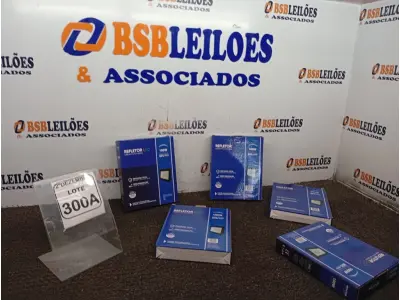 LOTE 300 - 05 REFLETORES LED AMBIENTE EXTERNO 100W. (NOVO), (NO ESTADO) ATENÇÃO! FAZER A VISITAÇÃO ANTES DE ARREMATAR, NÃO SABEMOS SE FUNCIONA. LEILÃO NÃO TEM GARANTIA E NEM DEVOLUÇÃO, SUJEITO A POSSÍVEIS AVARIAS VISÍVEIS/OCULTAS E/OU AUSÊNCIA DE COMPONENTES.