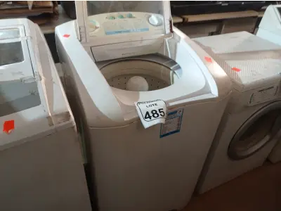 LOTE 485 - 01 MÁQUINA DE LAVAR MARCA ELECTROLUX 8KG 110V. (NO ESTADO) ATENÇÃO! FAZER A VISITAÇÃO ANTES DE ARREMATAR, NÃO SABEMOS SE FUNCIONA. LEILÃO NÃO TEM GARANTIA E NEM DEVOLUÇÃO, SUJEITO A POSSÍVEIS AVARIAS VISÍVEIS/OCULTAS E/OU AUSÊNCIA DE COMPONENTES.