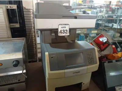 LOTE 433 - 01 IMPRESSORA MILTIFUNCIONAL MODELO X748TL MARCA LEXMARK. (NO ESTADO) ATENÇÃO! FAZER A VISITAÇÃO ANTES DE ARREMATAR, NÃO SABEMOS SE FUNCIONA. LEILÃO NÃO TEM GARANTIA E NEM DEVOLUÇÃO, SUJEITO A POSSÍVEIS AVARIAS VISÍVEIS/OCULTAS E/OU AUSÊNCIA DE COMPONENTES.