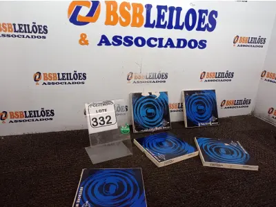 LOTE 332 - 05 FITAS P/GRAVADOR DE ROLOS ANTIGAS. (NO ESTADO) ATENÇÃO! FAZER A VISITAÇÃO ANTES DE ARREMATAR, NÃO SABEMOS SE FUNCIONA. LEILÃO NÃO TEM GARANTIA E NEM DEVOLUÇÃO, SUJEITO A POSSÍVEIS AVARIAS VISÍVEIS/OCULTAS E/OU AUSÊNCIA DE COMPONENTES.