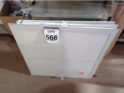 LOTE 566 - 06 PAINÉIS DE LED P/EMBUTIR. (NO ESTADO) ATENÇÃO! FAZER A VISITAÇÃO ANTES DE ARREMATAR, NÃO SABEMOS SE FUNCIONA. LEILÃO NÃO TEM GARANTIA E NEM DEVOLUÇÃO, SUJEITO A POSSÍVEIS AVARIAS VISÍVEIS/OCULTAS E/OU AUSÊNCIA DE COMPONENTES.