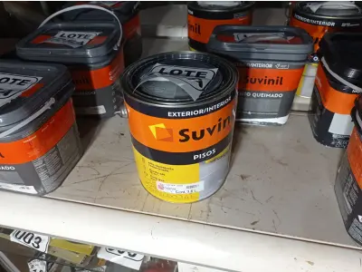 LOTE 155 - 01 LATA DE TINTA ACRÍLICA NA COR FOSCO VERMELHO MARCA SUVINIL 3,6L (NO ESTADO, NÃO SABEMOS SE FUNCIONA. LEILÃO NÃO TEM GARANTIA E NEM DEVOLUÇÃO, SUJEITO A POSSÍVEIS AVARIAS VISÍVEIS/OCULTAS E/OU AUSÊNCIA DE COMPONENTES)