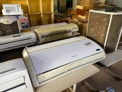LOTE 065 - 01 KIT AR-CONDICIONADO CARRIER 360000 BTUS (NO ESTADO, NÃO SABEMOS SE FUNCIONA. LEILÃO NÃO TEM GARANTIA E NEM DEVOLUÇÃO, SUJEITO A POSSÍVEIS AVARIAS VISÍVEIS/OCULTAS E/OU AUSÊNCIA DE COMPONENTES)