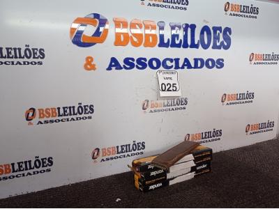 LOTE 025 - 04 MASSAS P/CALAFETAR MARCA VONDER (NOVO). (NO ESTADO) ATENÇÃO! FAZER A VISITAÇÃO ANTES DE ARREMATAR, NÃO SABEMOS SE FUNCIONA. LEILÃO NÃO TEM GARANTIA E NEM DEVOLUÇÃO, SUJEITO A POSSÍVEIS AVARIAS VISÍVEIS/OCULTAS E/OU AUSÊNCIA DE COMPONENTES.