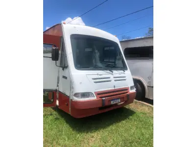 LOTE 008 - ITEM 8 : MOTORHOME MERCEDES BENZ, MODELO ALFA 12.000E, ANO 1999/2000, VERSÃO MOTORCASA, ,MOTOR MB 1621 INTERCULADO TURBINADO 211CV,SUSPENSÃO A AR, COMPRIMENTO MAX.12.60MTS, LARGURA MAX2.90MTS, ALTURA MAX3.10MTS, TARA 9.650KG, CAPACIDADE DE GARGA 8.350KG,OBS: DOCUMENTADO MOTORCASA 27PASSAGEIROS DE FABRICA., BAIXA QUILOMETRAGEM FOI ADQUIRIDO DO GOVERNO DO DISTRITO FEDERAL, (OBS: DOCUMENTAÇÃO EM MEU NOME MOTOR CASA, (NO ESTADO) (AGENDAR VISITAÇÃO NO DF.)