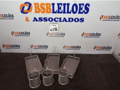 LOTE 076 - 01 KIT DE FRITURA C/06 PEÇAS. (NO ESTADO) ATENÇÃO! FAZER A VISITAÇÃO ANTES DE ARREMATAR, NÃO SABEMOS SE FUNCIONA. LEILÃO NÃO TEM GARANTIA E NEM DEVOLUÇÃO, SUJEITO A POSSÍVEIS AVARIAS VISÍVEIS/OCULTAS E/OU AUSÊNCIA DE COMPONENTES.