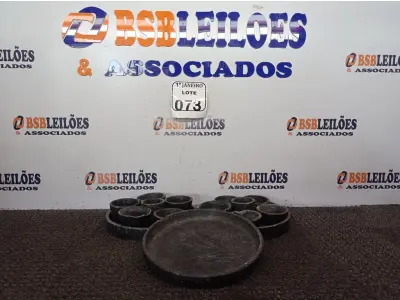 LOTE 073 - 01 JOGO SOBREMESA. (NO ESTADO) ATENÇÃO! FAZER A VISITAÇÃO ANTES DE ARREMATAR, NÃO SABEMOS SE FUNCIONA. LEILÃO NÃO TEM GARANTIA E NEM DEVOLUÇÃO, SUJEITO A POSSÍVEIS AVARIAS VISÍVEIS/OCULTAS E/OU AUSÊNCIA DE COMPONENTES.