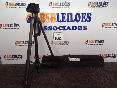 LOTE 182 - 01 TRIPÉ P/CÂMERA FOTOGRÁFICA MARCA TOMATE MODELO MTG-3016. (NO ESTADO) ATENÇÃO! FAZER A VISITAÇÃO ANTES DE ARREMATAR, NÃO SABEMOS SE FUNCIONA. LEILÃO NÃO TEM GARANTIA E NEM DEVOLUÇÃO, SUJEITO A POSSÍVEIS AVARIAS VISÍVEIS/OCULTAS E/OU AUSÊNCIA DE COMPONENTES.