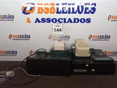 LOTE 144 - 02 RELÓGIOS DE PONTO MARCA CONDINREP. (NO ESTADO) ATENÇÃO! FAZER A VISITAÇÃO ANTES DE ARREMATAR, NÃO SABEMOS SE FUNCIONA. LEILÃO NÃO TEM GARANTIA E NEM DEVOLUÇÃO, SUJEITO A POSSÍVEIS AVARIAS VISÍVEIS/OCULTAS E/OU AUSÊNCIA DE COMPONENTES.