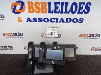 LOTE 401 - 04 APARELHOS TELEFÔNICOS TELA TOUCH MARCA GRANDSTREAM. (NO ESTADO) ATENÇÃO! FAZER A VISITAÇÃO ANTES DE ARREMATAR, NÃO SABEMOS SE FUNCIONA. LEILÃO NÃO TEM GARANTIA E NEM DEVOLUÇÃO, SUJEITO A POSSÍVEIS AVARIAS VISÍVEIS/OCULTAS E/OU AUSÊNCIA DE COMPONENTES.