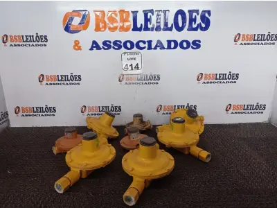 LOTE 414 - 01 LOTE C/APROXIMADAMENTE 07 REGULADORES DE GÁS. MARCAS E MODELOS DIVERSOS. (NO ESTADO) ATENÇÃO! FAZER A VISITAÇÃO ANTES DE ARREMATAR, NÃO SABEMOS SE FUNCIONA. LEILÃO NÃO TEM GARANTIA E NEM DEVOLUÇÃO, SUJEITO A POSSÍVEIS AVARIAS VISÍVEIS/OCULTAS E/OU AUSÊNCIA DE COMPONENTES.