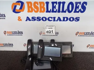 LOTE 401 - 04 APARELHOS TELEFÔNICOS TELA TOUCH MARCA GRANDSTREAM. (NO ESTADO) ATENÇÃO! FAZER A VISITAÇÃO ANTES DE ARREMATAR, NÃO SABEMOS SE FUNCIONA. LEILÃO NÃO TEM GARANTIA E NEM DEVOLUÇÃO, SUJEITO A POSSÍVEIS AVARIAS VISÍVEIS/OCULTAS E/OU AUSÊNCIA DE COMPONENTES.