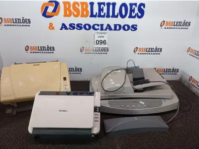 LOTE 096 - 03 SCANNER’S MARCAS E MODELOS DIVERSOS. (NO ESTADO) ATENÇÃO! FAZER A VISITAÇÃO ANTES DE ARREMATAR, NÃO SABEMOS SE FUNCIONA. LEILÃO NÃO TEM GARANTIA E NEM DEVOLUÇÃO, SUJEITO A POSSÍVEIS AVARIAS VISÍVEIS/OCULTAS E/OU AUSÊNCIA DE COMPONENTES.